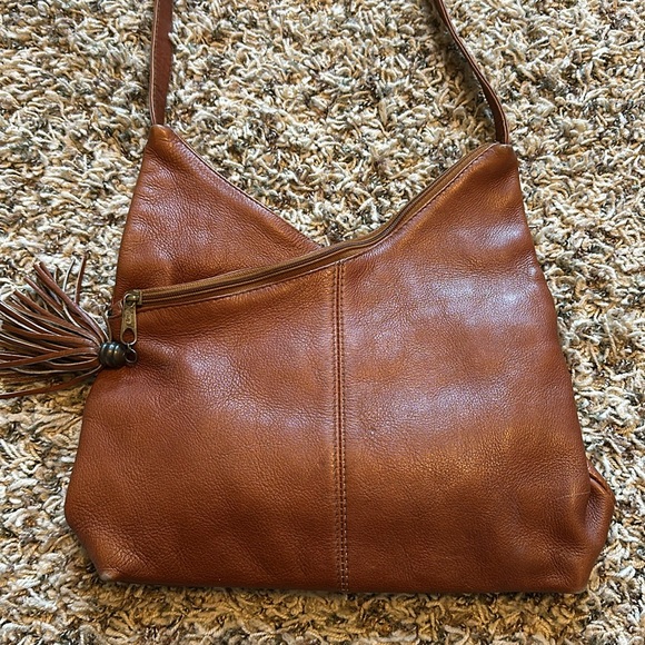 Hobo International Shoulder Bag - Picture 2 of 9